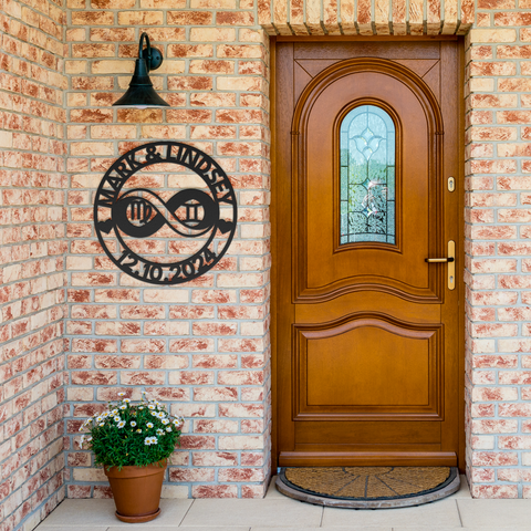 Zodiac_Infinity_Couple_Names__Date_Meta_Black_Brick_Entrance_Mockup.png
